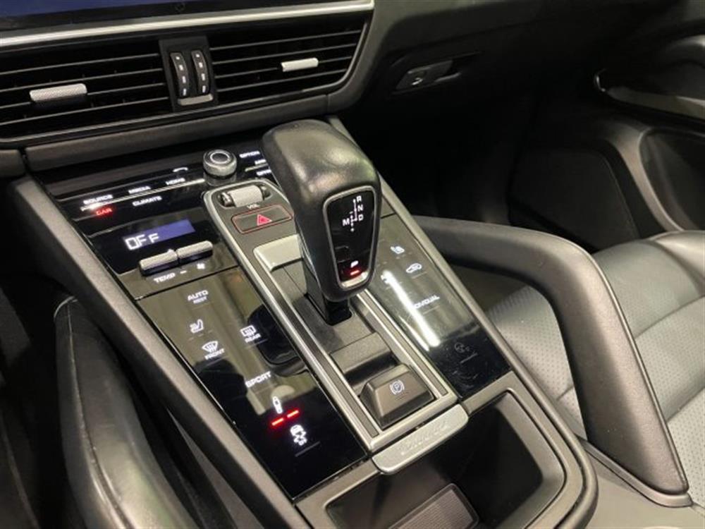 Cayenne Cayenne 3.0 V6 Aut. * PELLE