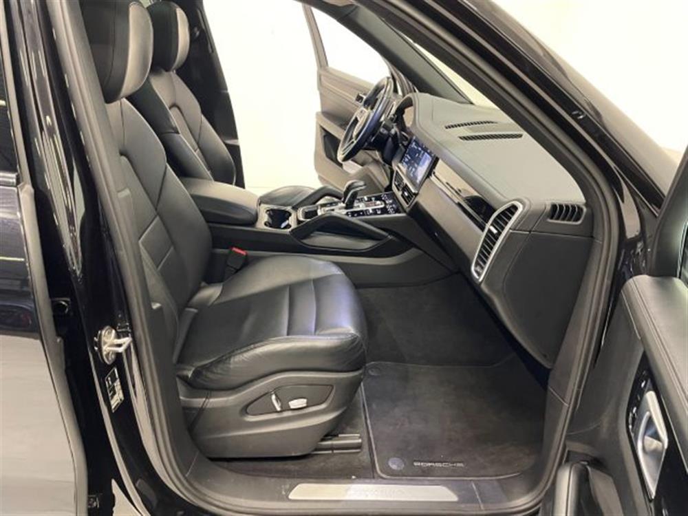 Cayenne Cayenne 3.0 V6 Aut. * PELLE