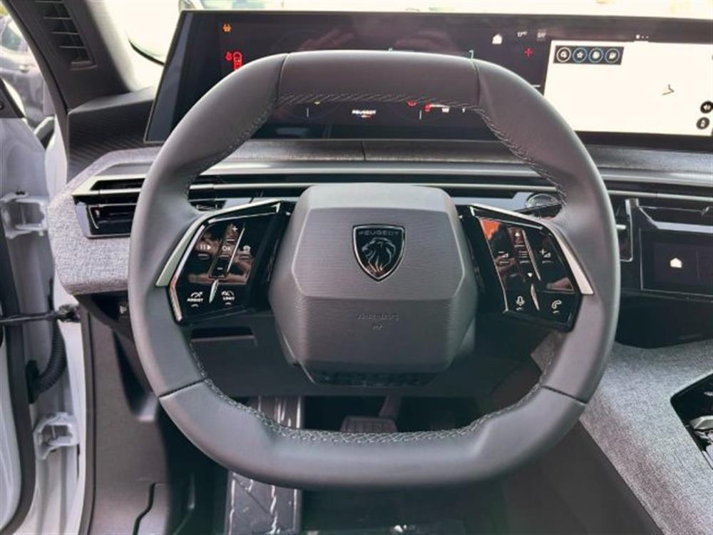 3008 3008 Hybrid 145 e-DCS6 Al