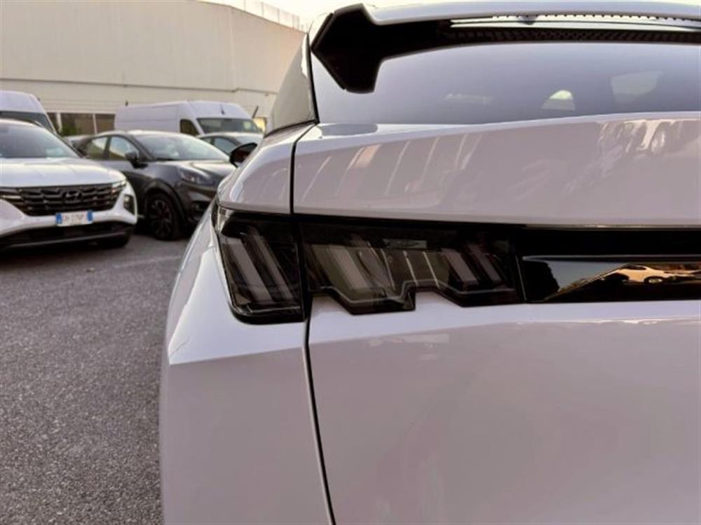 3008 3008 Hybrid 145 e-DCS6 Al