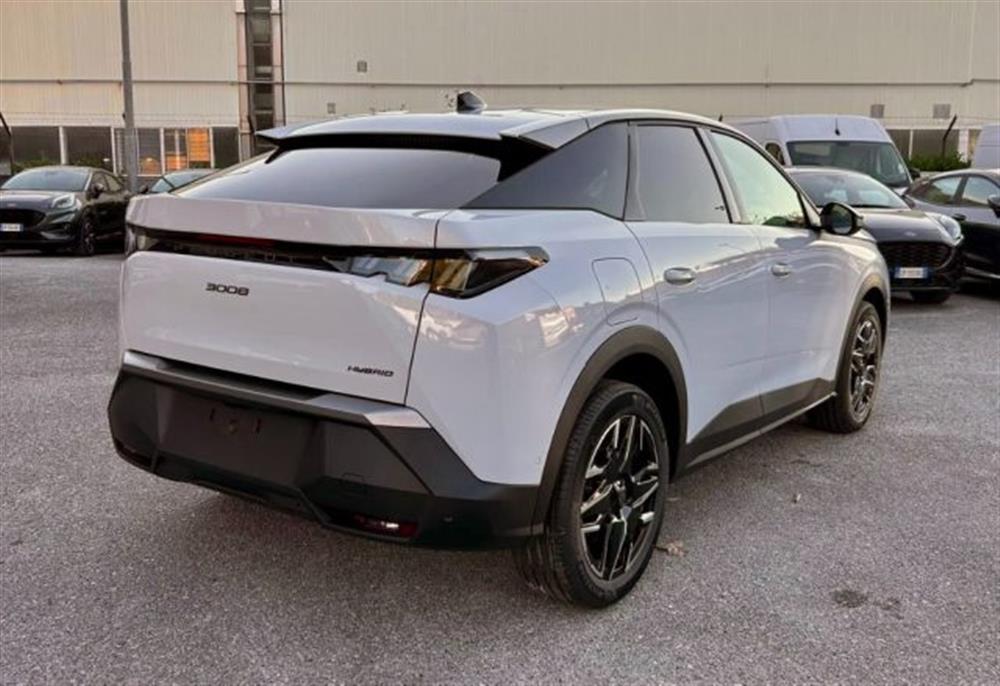 3008 3008 Hybrid 145 e-DCS6 Al