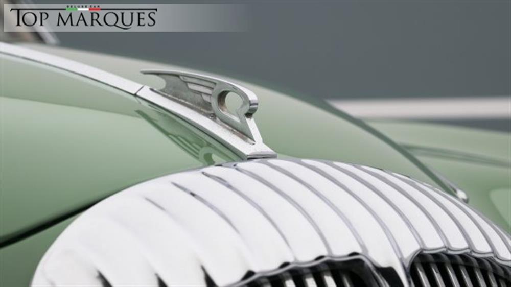 Sovereign Sovereign 250 V8