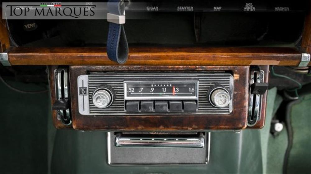 Sovereign Sovereign 250 V8