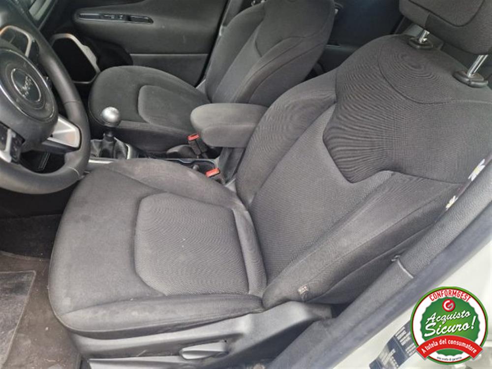 Renegade Renegade 1.6 E-TorQ EVO Sport