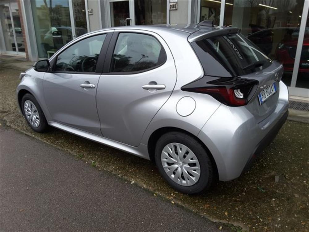 2 2 Hybrid 1.5 VVT e-CVT