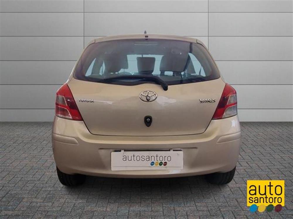 Yaris Yaris 1.0 5 porte