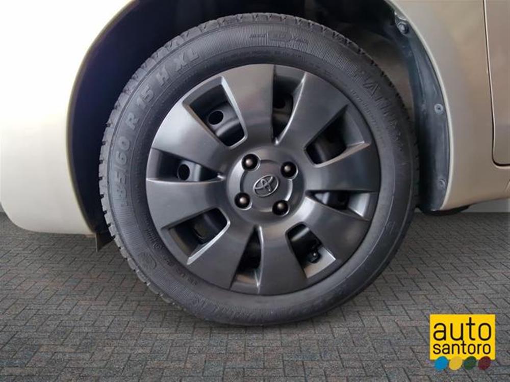 Yaris Yaris 1.0 5 porte