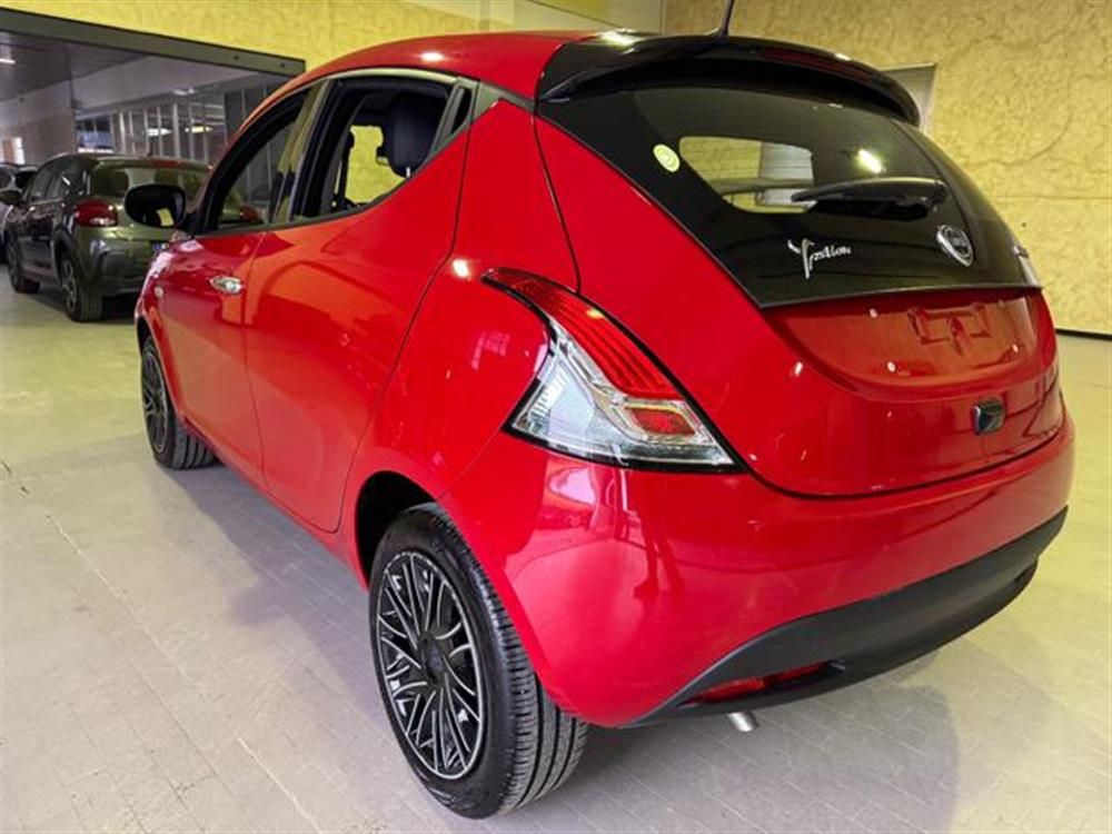 Ypsilon Ypsilon 1.0 FireFly 5 porte