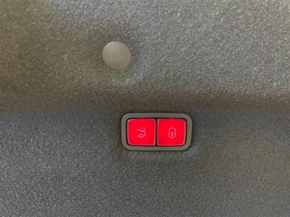 SL 43 AMG SL 43 AMG Premium 2.0I Cabrio