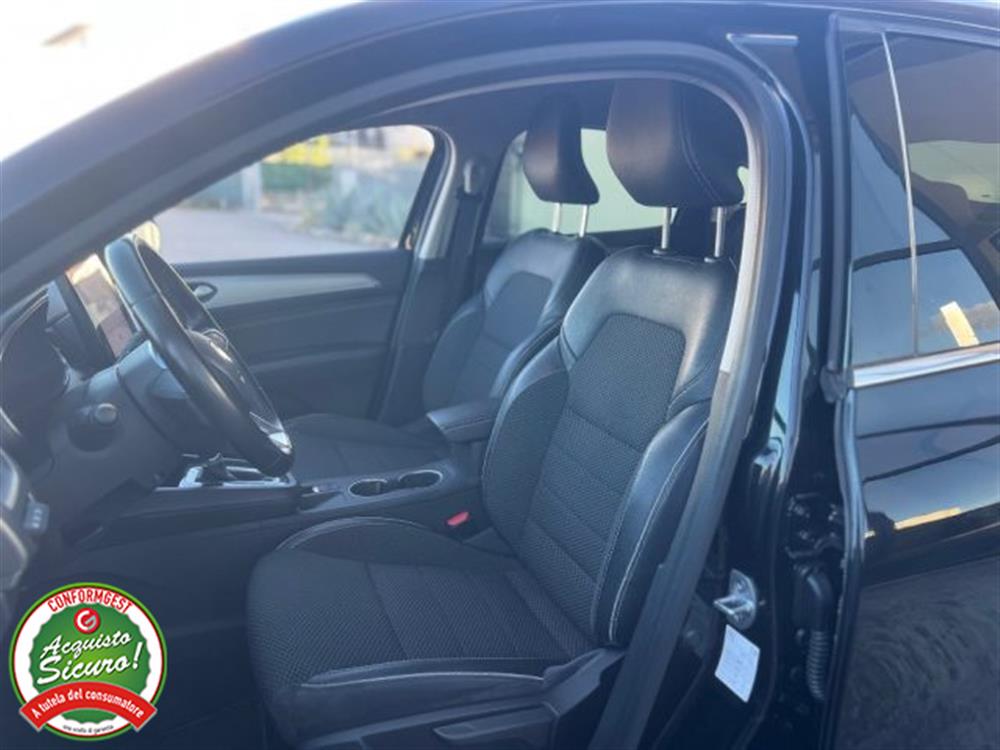 Arkana Arkana Arkana Hybrid E-Tech