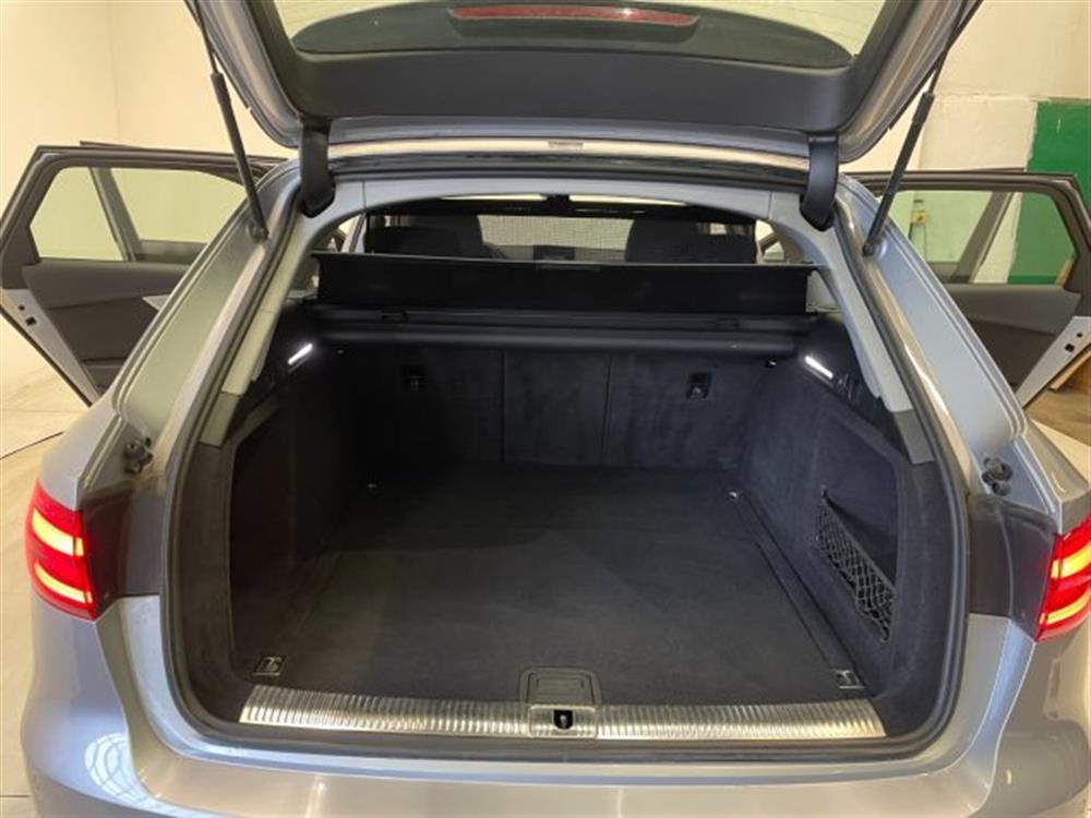 A4 A4 Avant 40 2.0 TDI S t