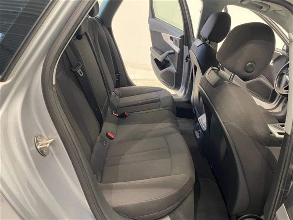 A4 A4 Avant 40 2.0 TDI S t