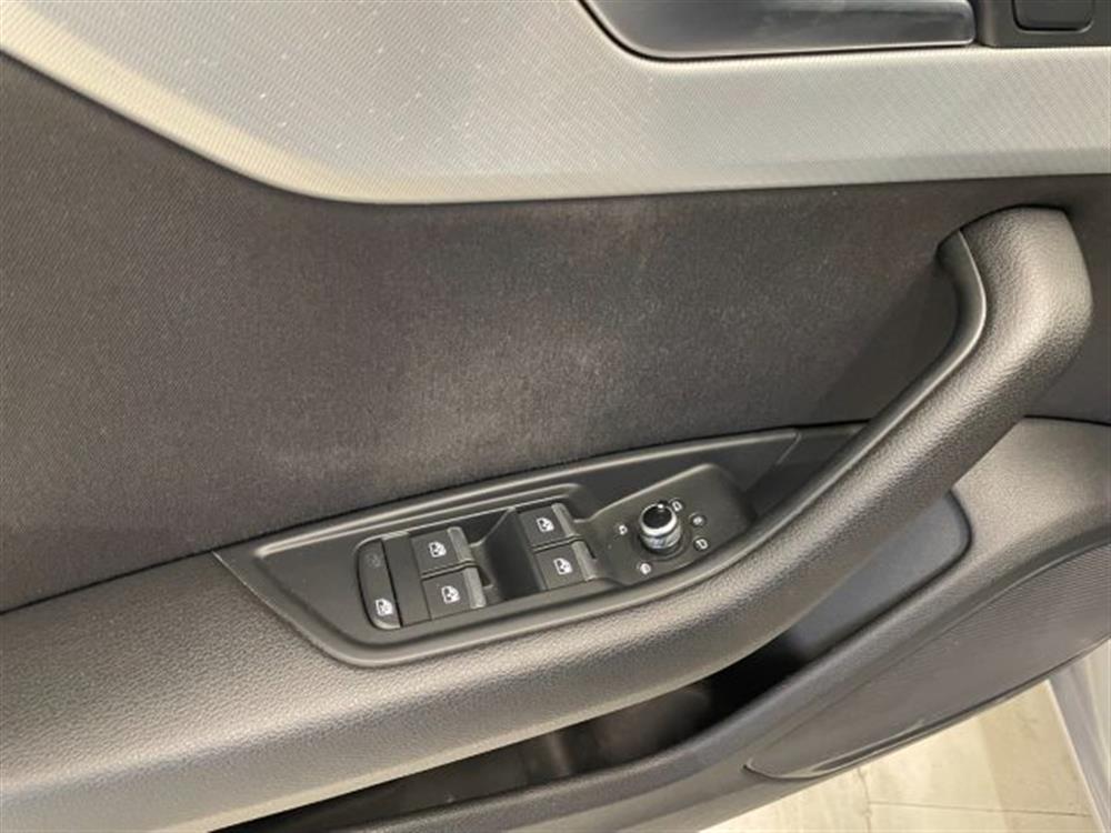 A4 A4 Avant 40 2.0 TDI S t