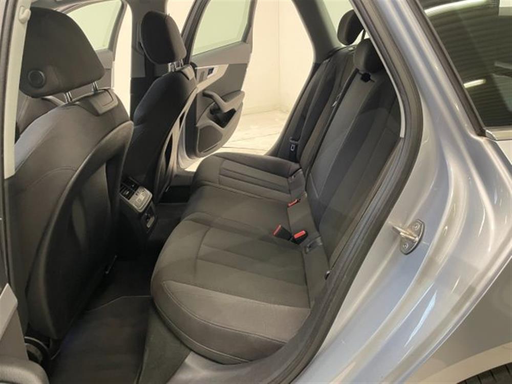 A4 A4 Avant 40 2.0 TDI S t