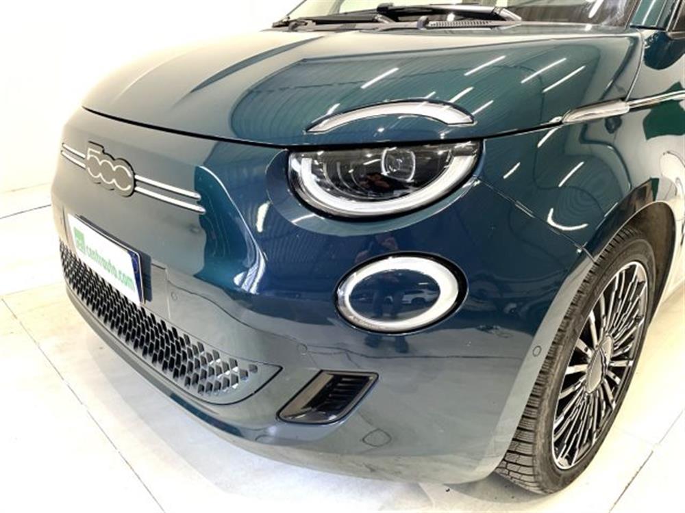 500e 500e Berlina La Prima 42