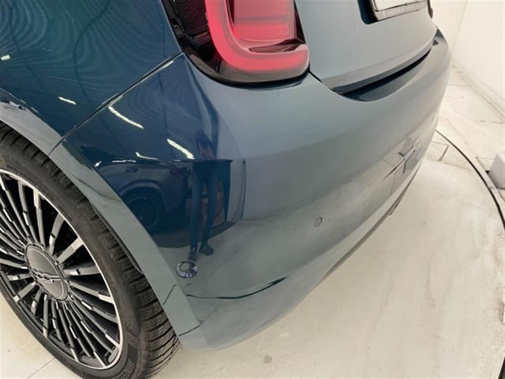 500e 500e Berlina La Prima 42