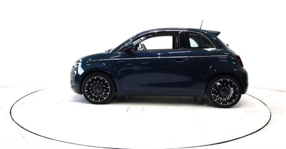 500e 500e Berlina La Prima 42