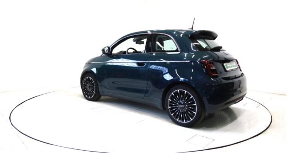 500e 500e Berlina La Prima 42