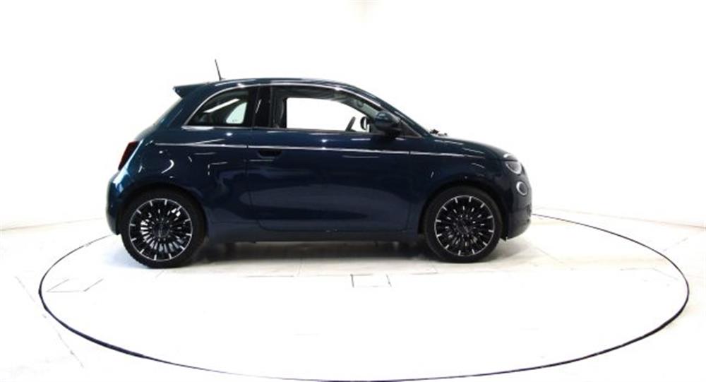 500e 500e Berlina La Prima 42