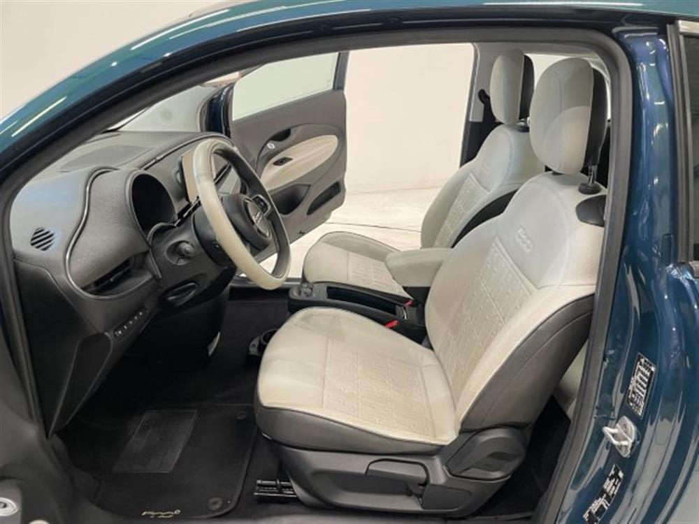 500e 500e Berlina La Prima 42