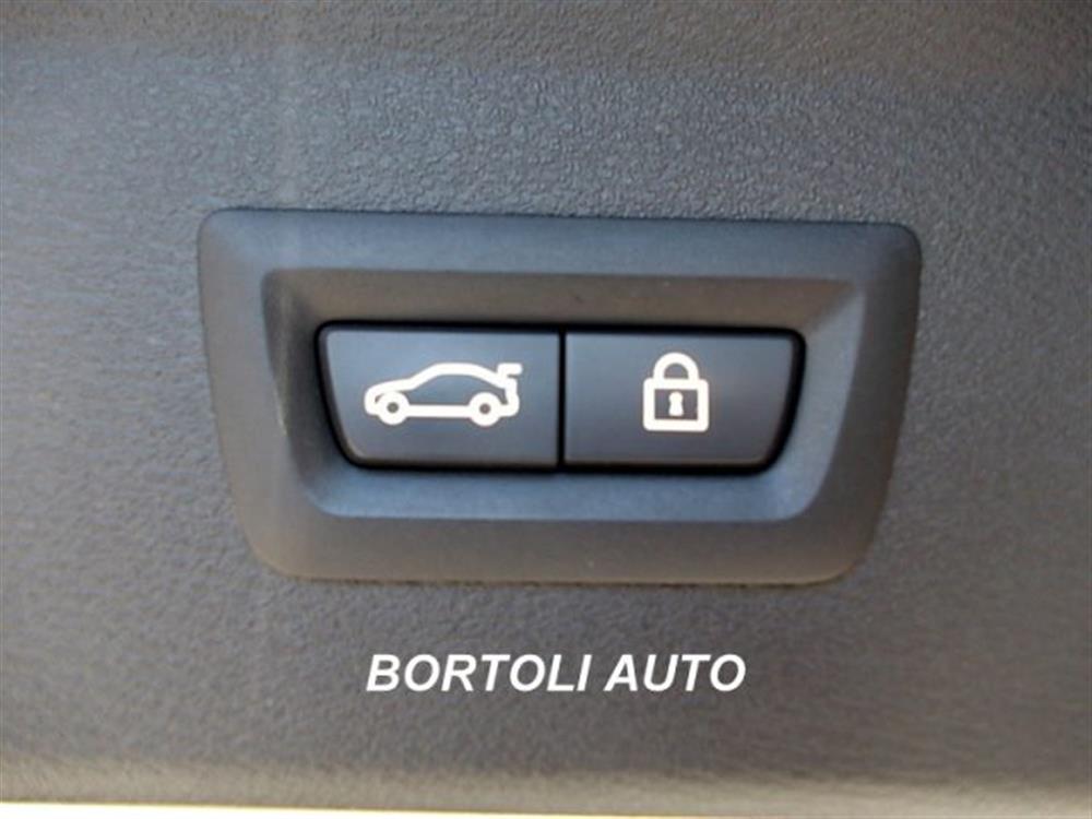 X1 X1 sDrive18d 53.000 KM