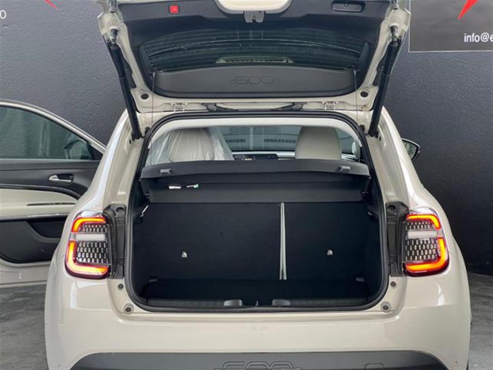 600 600 Hybrid 110 CV DCT MH