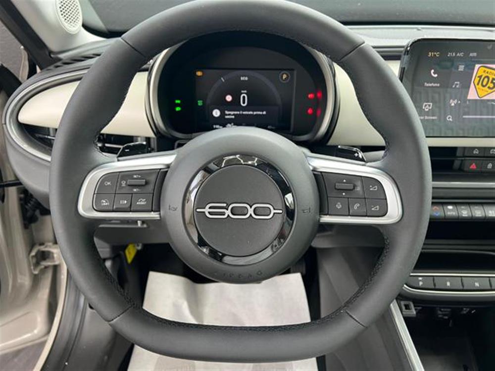 600 600 Hybrid 110 CV DCT MH