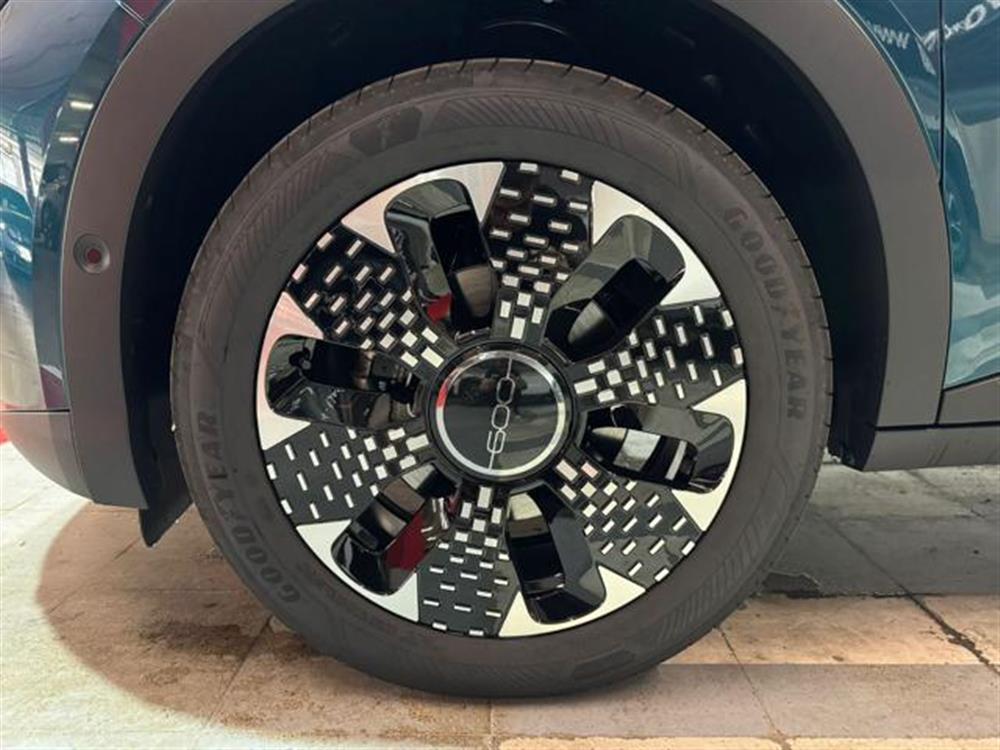 600 600 Hybrid 145CV DCT MHE