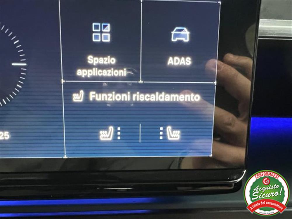 Ypsilon Ypsilon Hybrid e-DCT ED. LIM