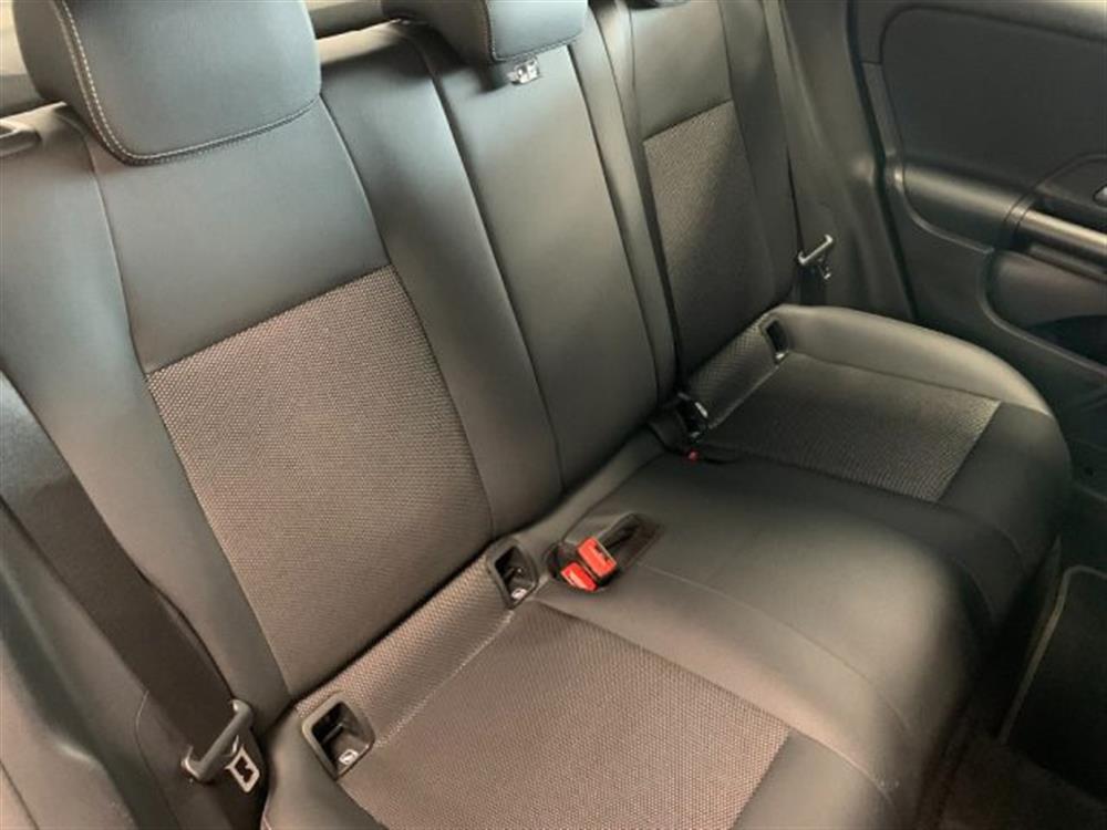 GLA 180 GLA 180 d Automatico Sport P