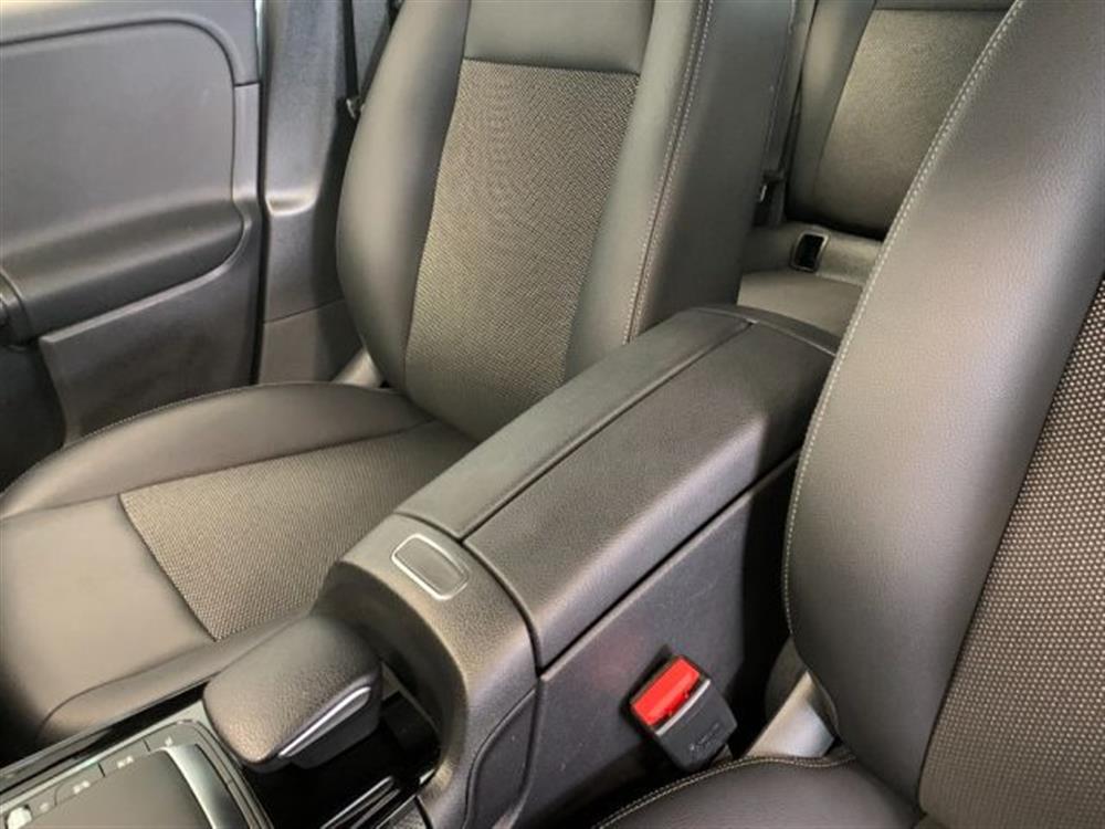 GLA 180 GLA 180 d Automatico Sport P