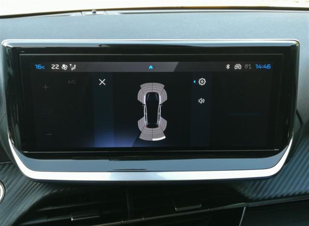 208 208 Hybrid 110 CV e-DCS6