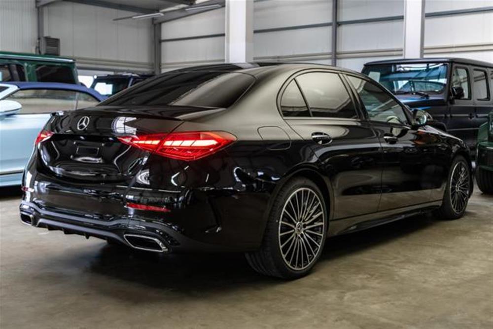 C 300 C 300 d Mild hybrid AMG Li