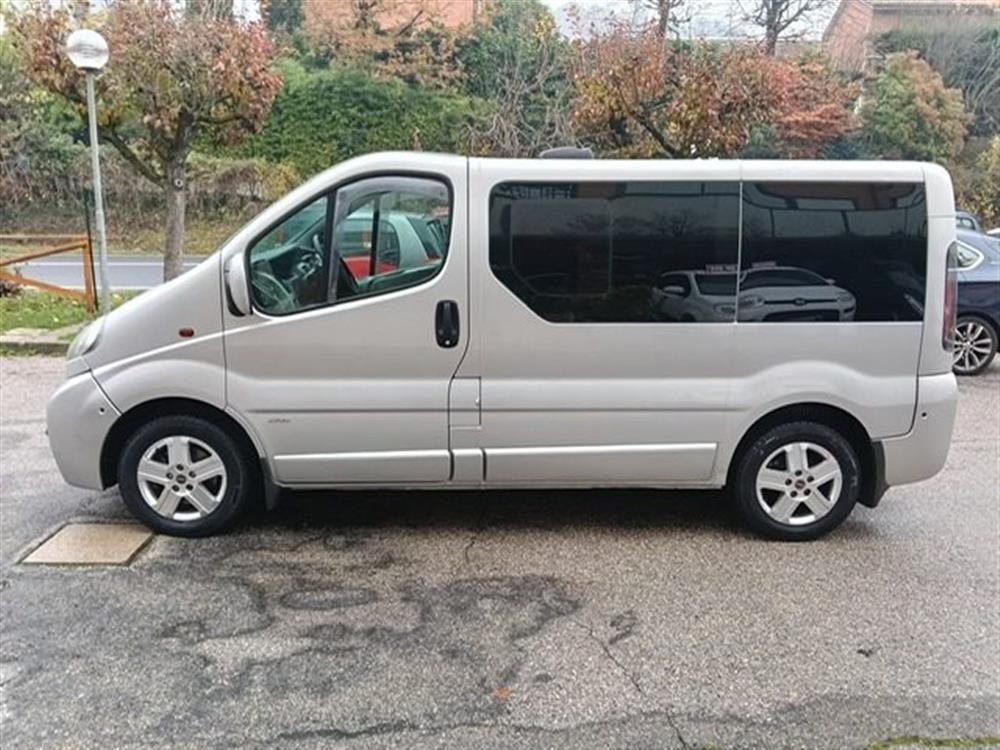 Vivaro Vivaro 27 1.9 DTI PC-TN Com