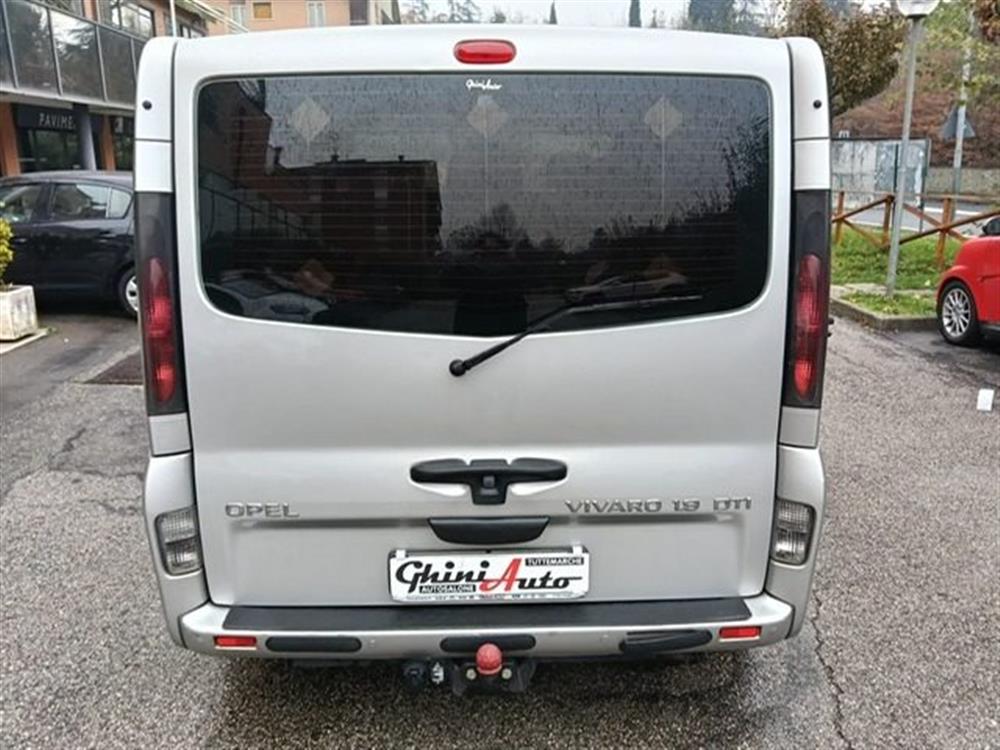 Vivaro Vivaro 27 1.9 DTI PC-TN Com