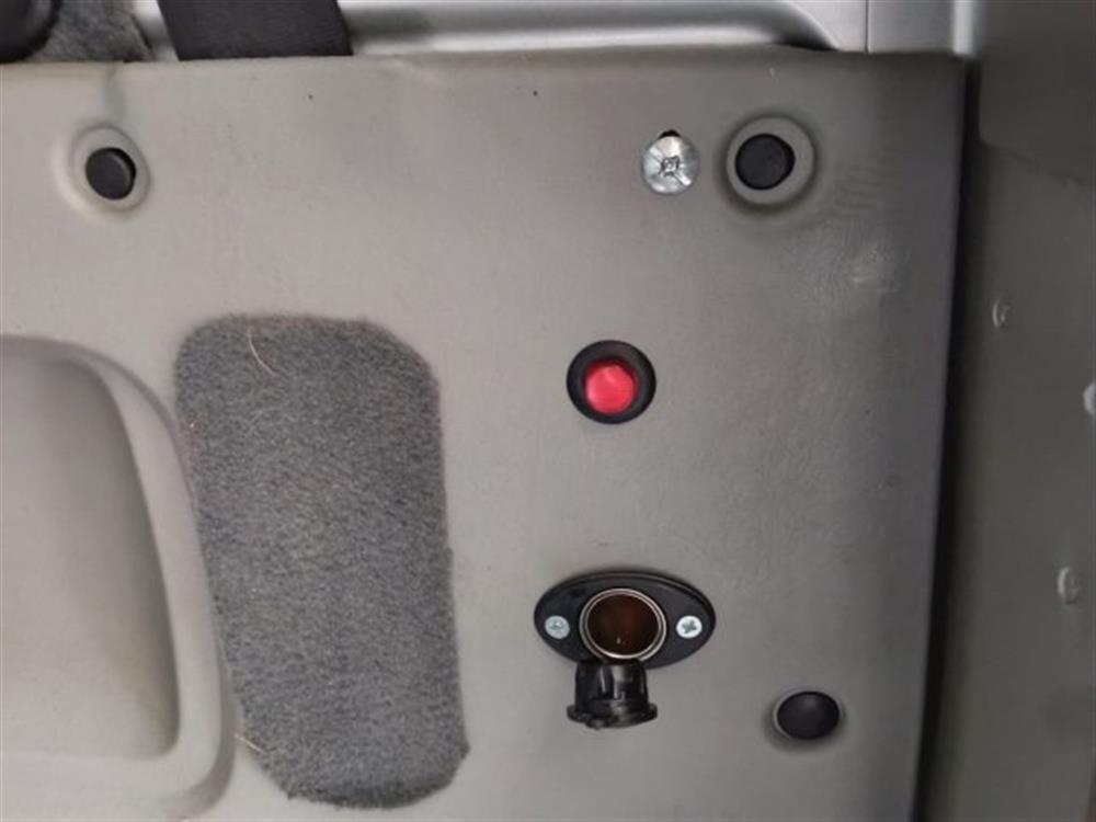 Vivaro Vivaro 27 1.9 DTI PC-TN Com