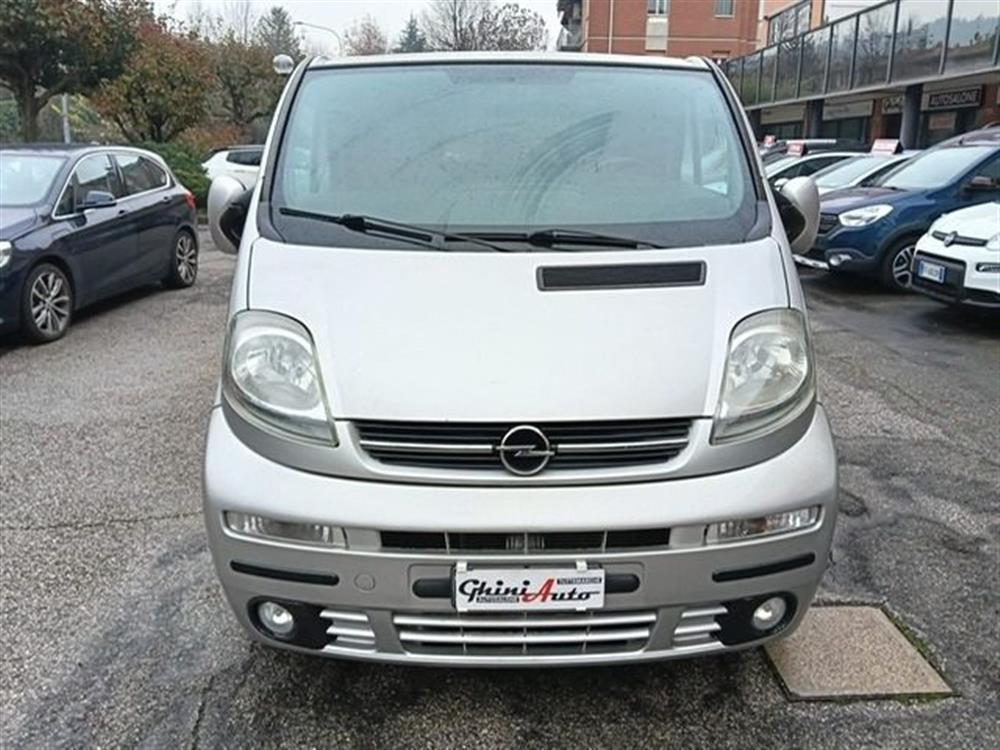 Vivaro Vivaro 27 1.9 DTI PC-TN Com