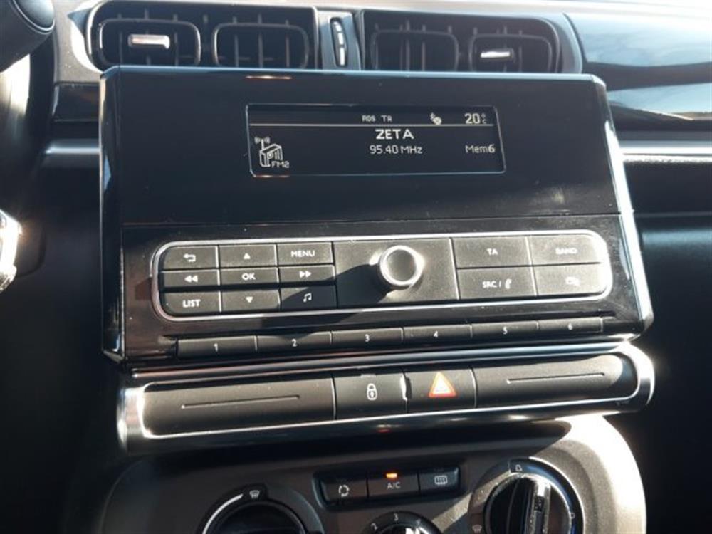 C3 C3 PureTech 82 Shine