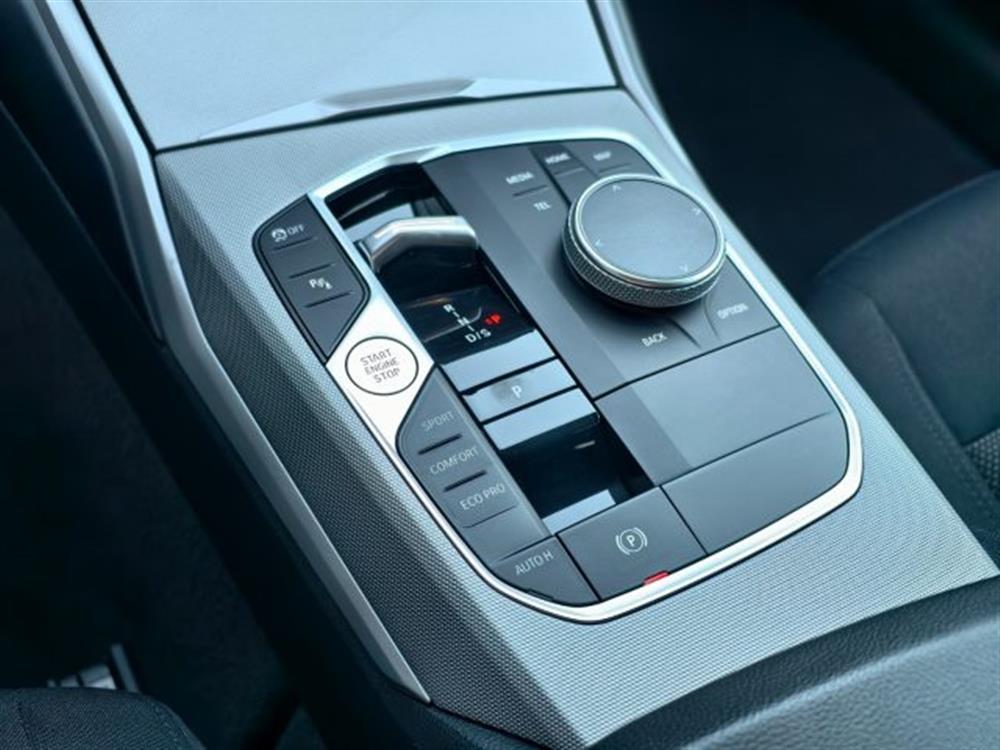 318 318 d 48V Touring Busine