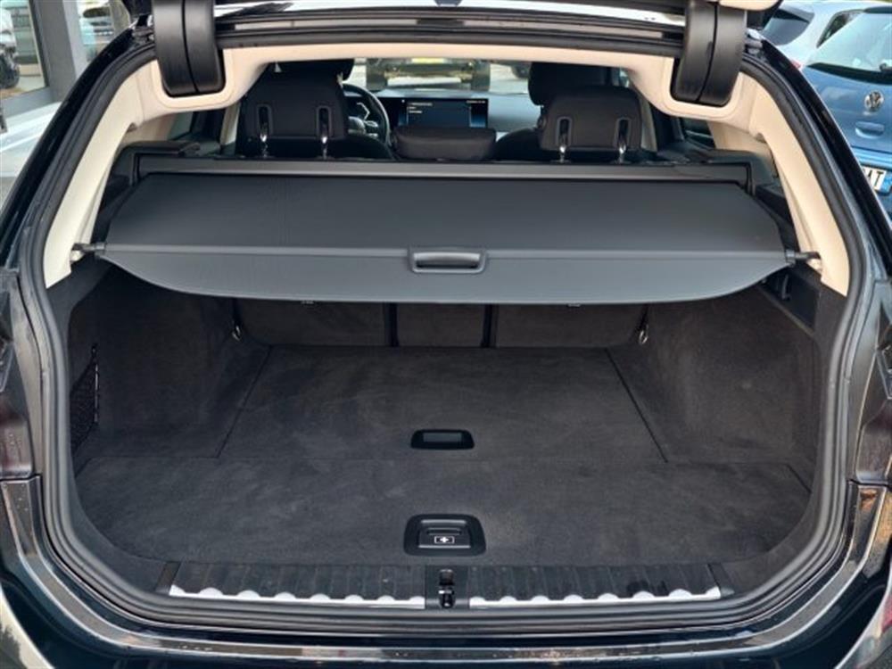 318 318 d 48V Touring Busine