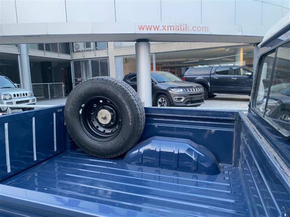 Defender Defender 130 2.4 TD4 CrewCab