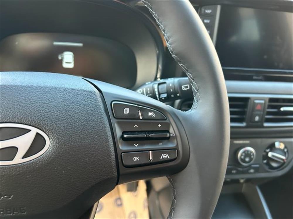 i10 i10 1.0 MPI AT Connectli