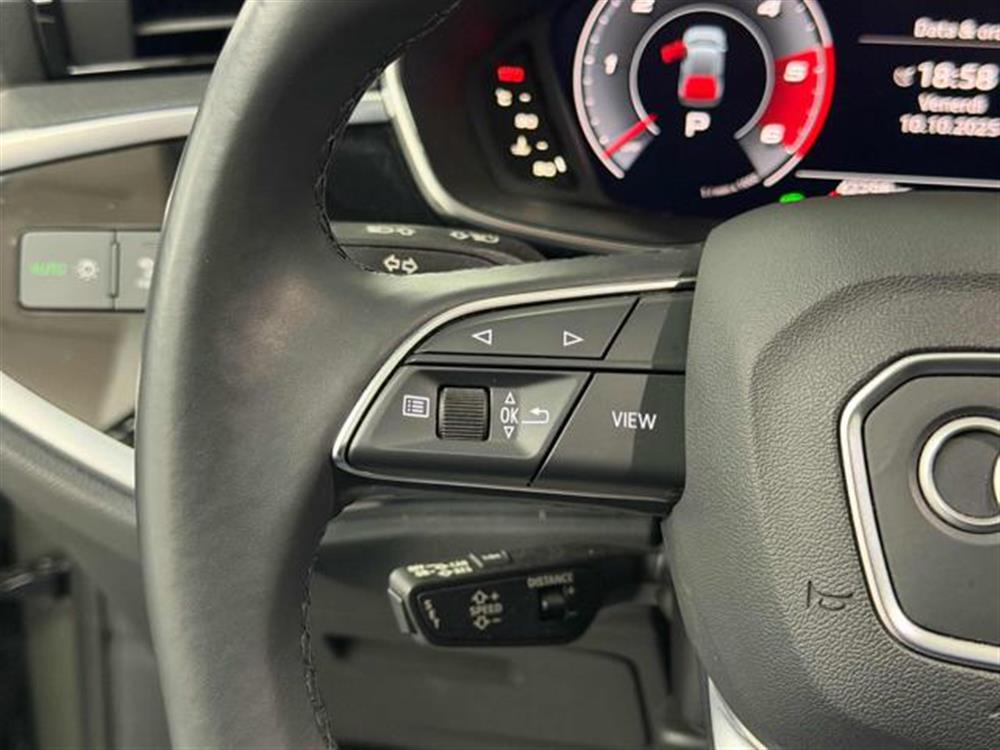 Q3 Q3 35 TDI quattro S tro