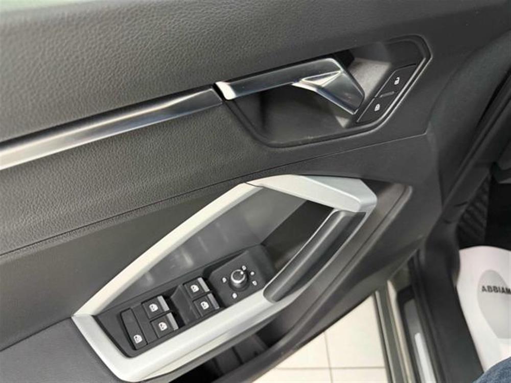 Q3 Q3 35 TDI quattro S tro