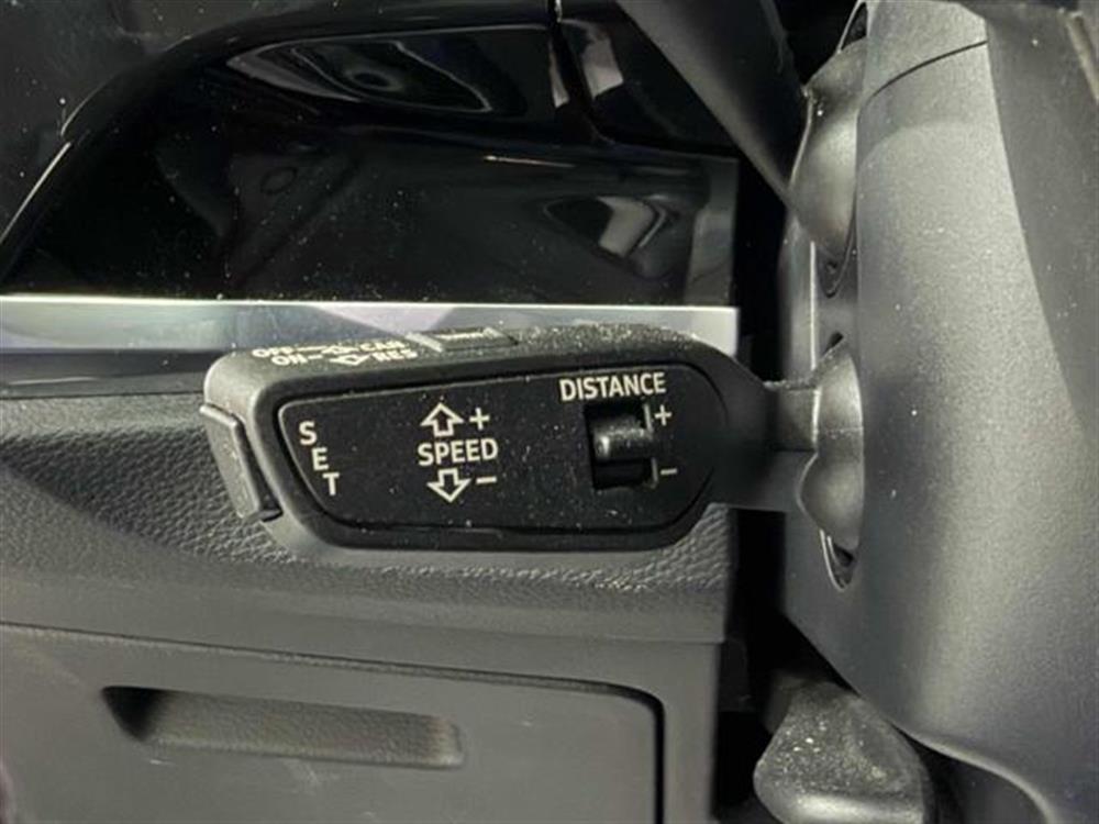 Q3 Q3 35 TDI quattro S tro