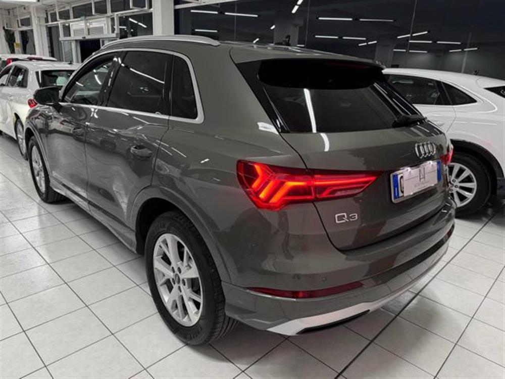 Q3 Q3 35 TDI quattro S tro