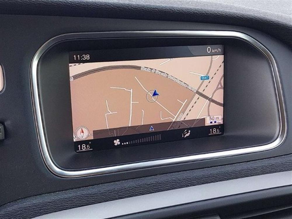 V40 V40 2.0 D2 Kinetic my18