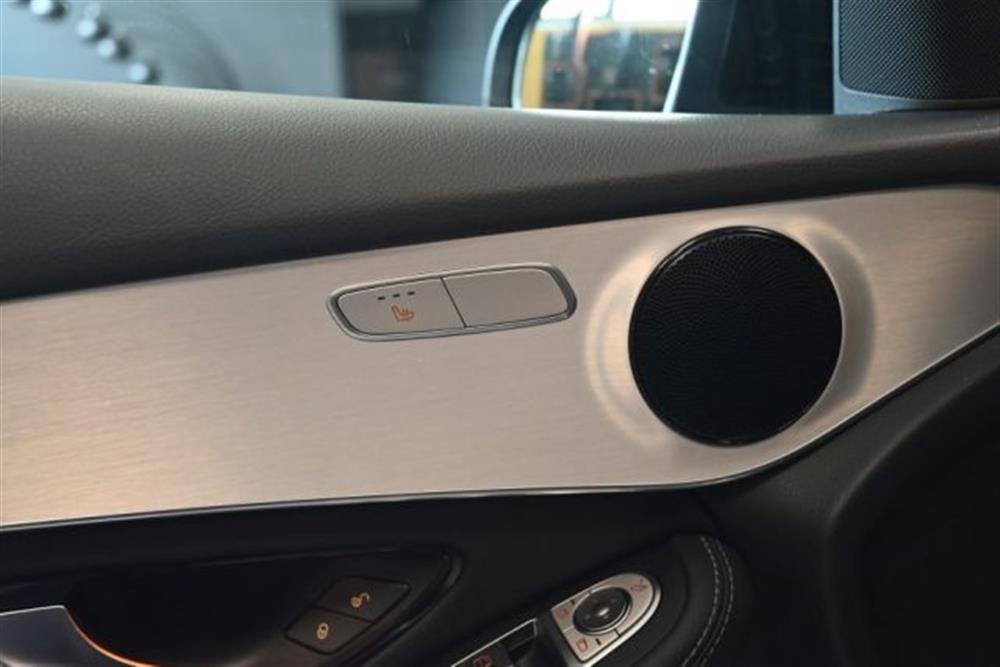 GLC 300 GLC 300 e 4MATIC EQ-POWER AM