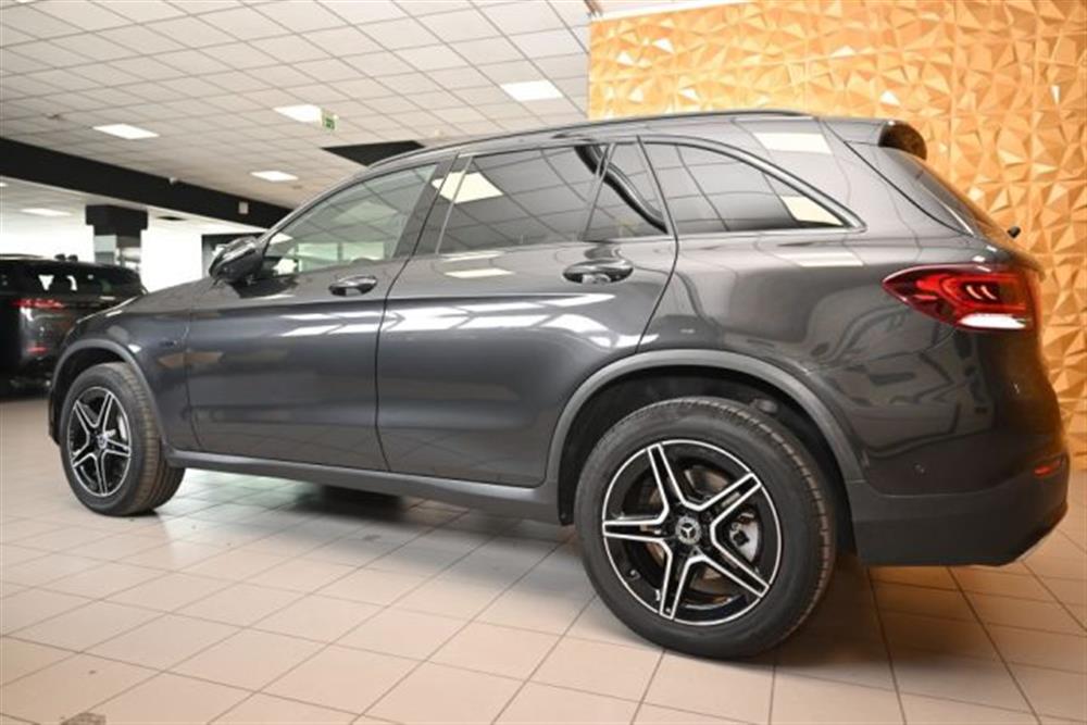 GLC 300 GLC 300 e 4MATIC EQ-POWER AM