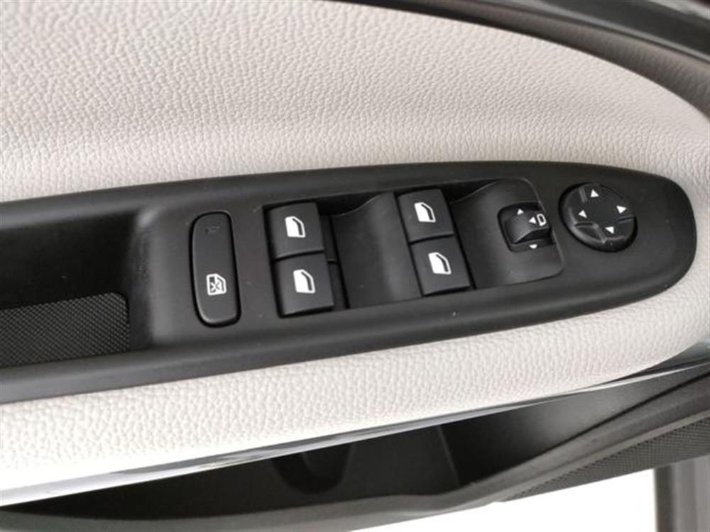 600 600 Hybrid 110 CV DCT MH